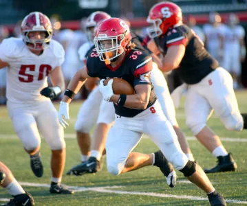 Big Red rolls on Legends Night